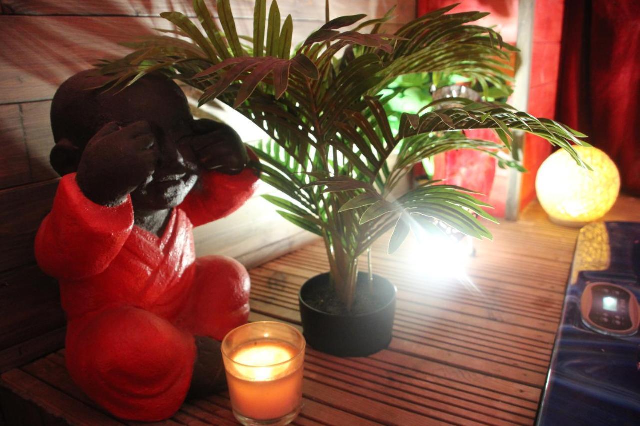 L'Attrape Reves - Gite Le Romantique Caden Exterior photo